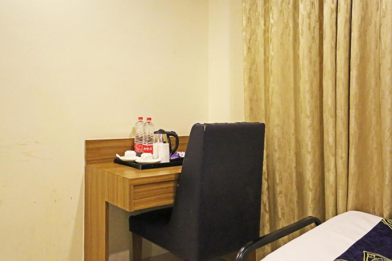 Hotel Grand Suites By D'Capitol Near Delhi Airport Nova Deli Exterior foto