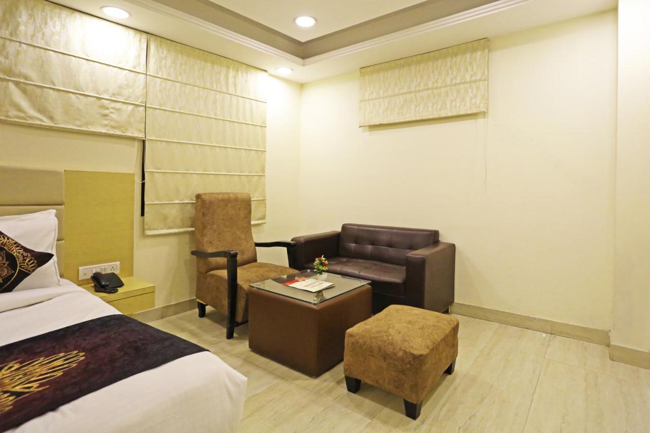 Hotel Grand Suites By D'Capitol Near Delhi Airport Nova Deli Exterior foto