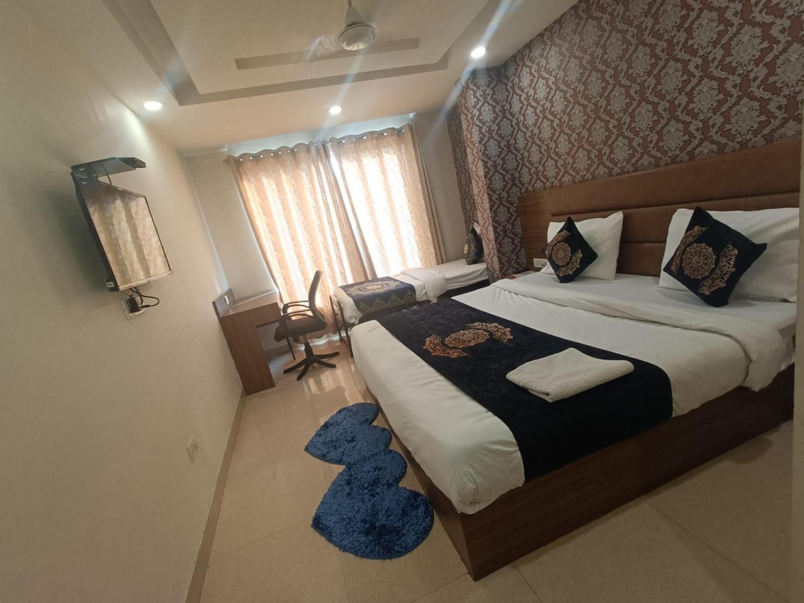 Hotel Grand Suites By D'Capitol Near Delhi Airport Nova Deli Exterior foto