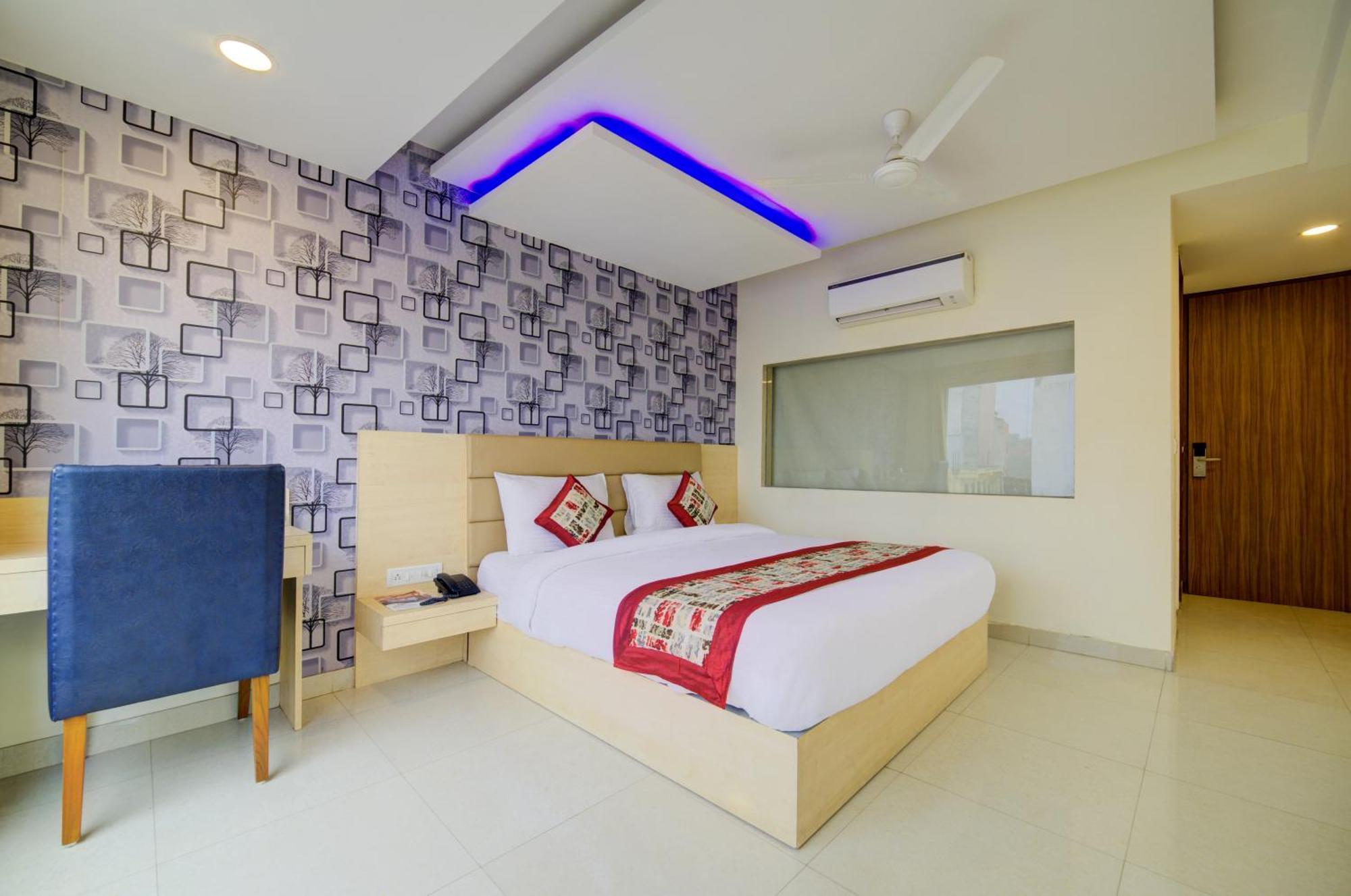 Hotel Grand Suites By D'Capitol Near Delhi Airport Nova Deli Exterior foto