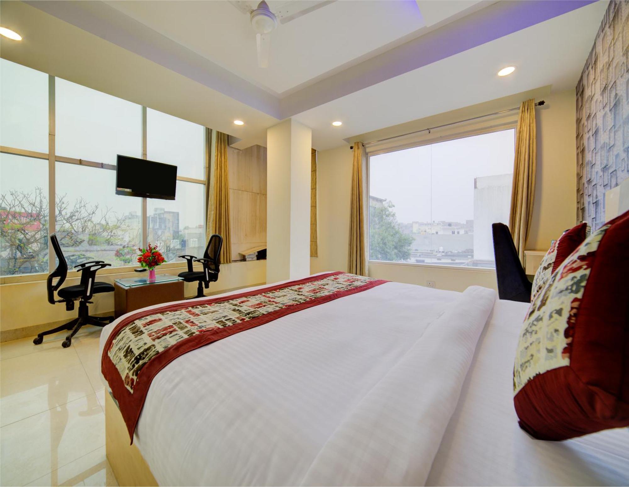 Hotel Grand Suites By D'Capitol Near Delhi Airport Nova Deli Exterior foto